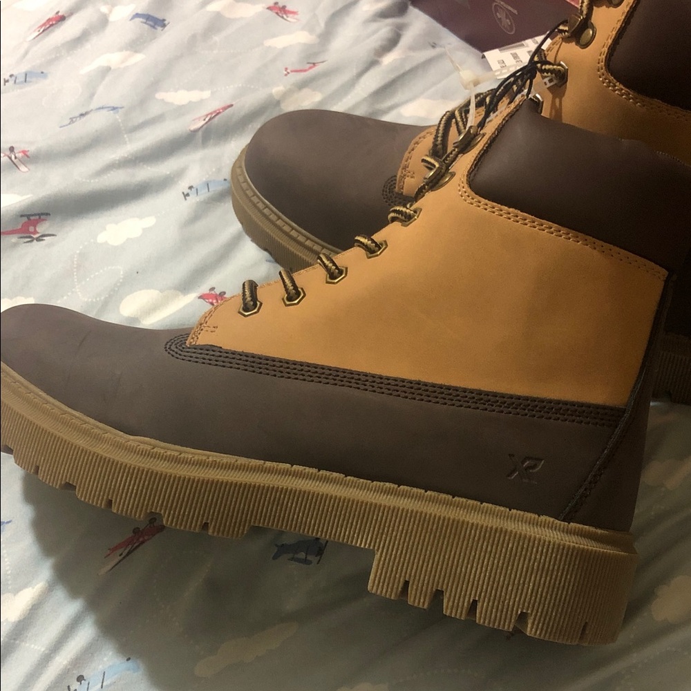 Men's Two-Tone Leather Boots